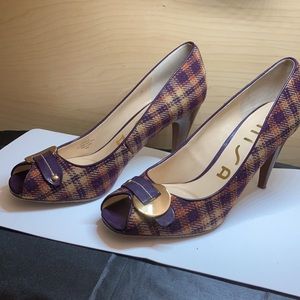 Tweed shoes